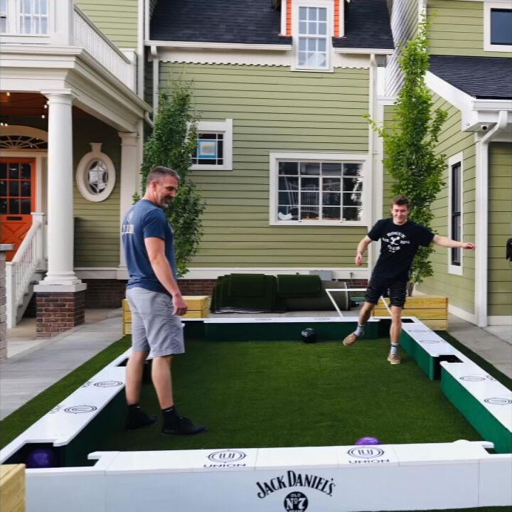 Union Restaurant and Game Yard